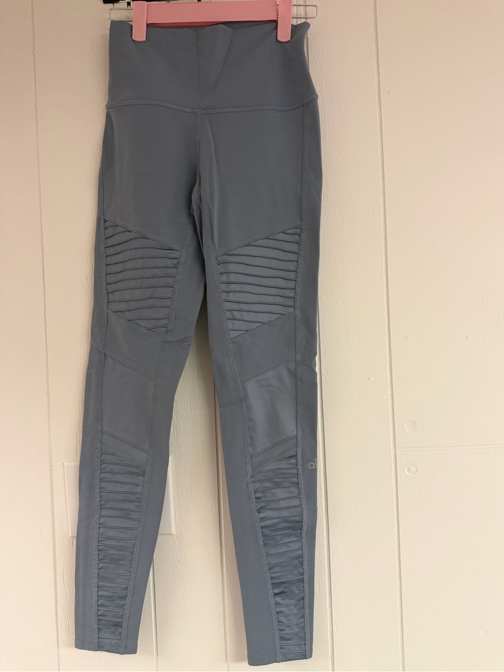 ALO Yoga Women's Slate Gray Moto Leggings- Size S